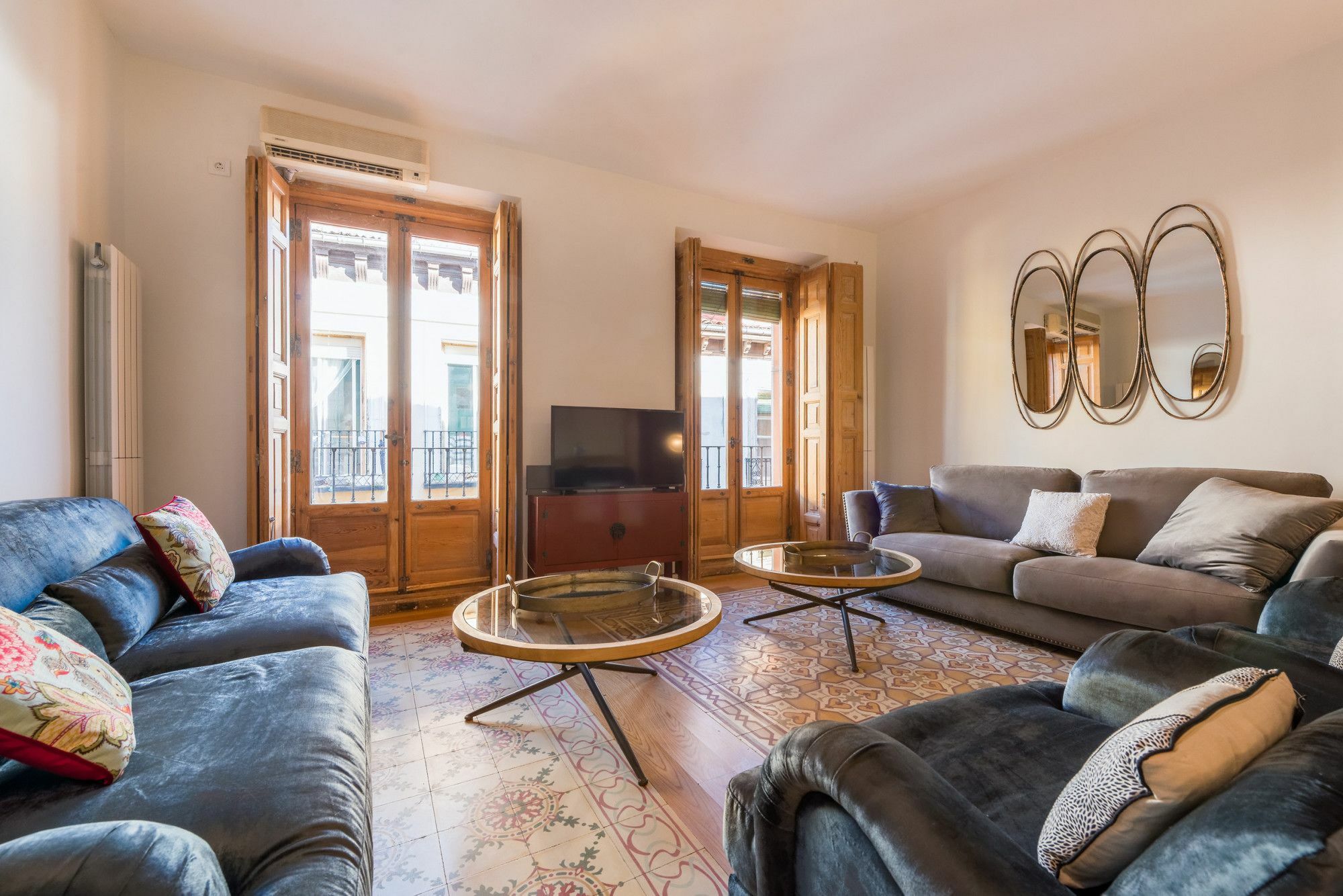 Apartamento Malasana-Gran Via Мадрид Екстериор снимка